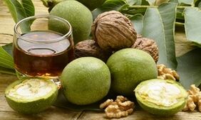 Infusión de nogal para eliminar los parásitos del cuerpo